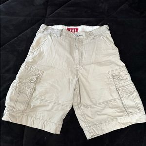 Men’s Levi cargo short